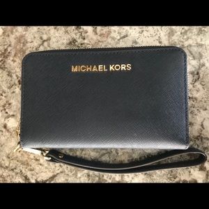 Michael Kors Wristlet